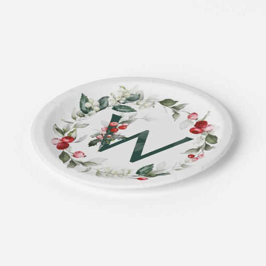 Winter Berries Monogram W Paper Plate Pappteller (Schrägansicht)