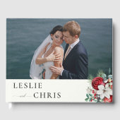 Winter Berries & Pine Weinkeller Hochzeit Gästebuch (Vorderseite)