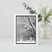Winter Birdhouse Postkarte (Stehend Vorderseite)