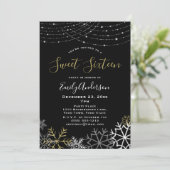 Winter Black Gold Silver Snowflake Sweet 16 Einladung (Stehend Vorderseite)