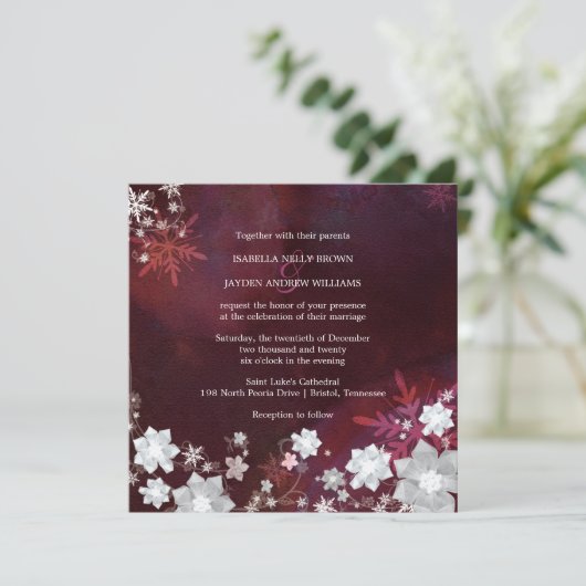 Winter Blings Merlot & White Wedding Einladung (Stehend Vorderseite)