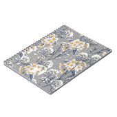 Winter Blossom: zartes Blumenmuster Notizblock (Linke Seite)