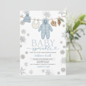 Winter Blue Baby Sprinkle Snowflakes Baby Dusche Einladung (Stehend Vorderseite)