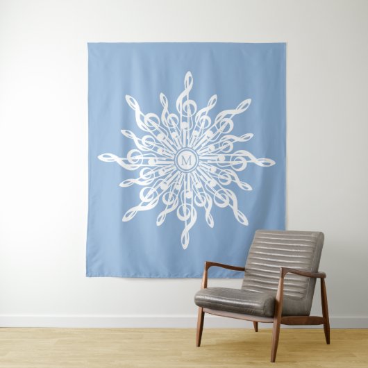 Winter Blue Ornamental Monogram G-Clef Snowflake Wandteppich (Beispiel)