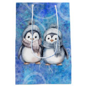 Winter Blue Watercolor Pinguine Scarves Hats Mittlere Geschenktüte (Rückseite)
