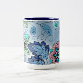 Winter-BlumenTasse Zweifarbige Tasse (Mittel)