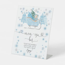 Winter Boy Woodland Bear Sleigh Mama-osa Bar Sockelschild