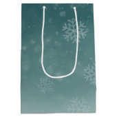 Winter-Brautparty Snowflakes Mittlere Geschenktüte (Rückseite)