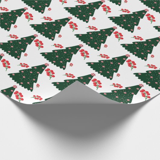 Winter Candy Cane Holly Berry White Christmas Tree Geschenkpapier (Ecke)