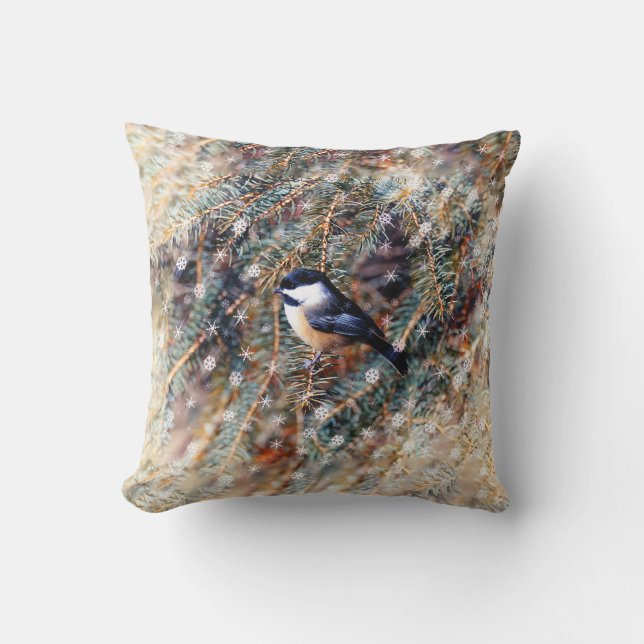 Winter Chickadee Bird Pine Branch Snow Kissen (Vorderseite)