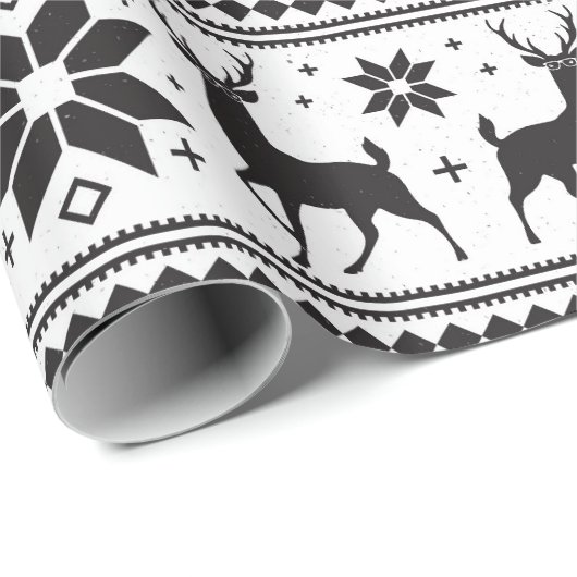 Winter Christmas Deer Black Snowflake Pattern Geschenkpapier (Rolleneckpunkt)