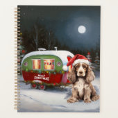 Winter Cocker Spanisch Caravan Weihnachtsabenteuer Planer (Vorderseite)