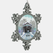 Winter Covered Bridge Schneeflocken Zinn-Ornament (Links)