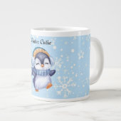 Winter Cutie | Cute Penguin Winter Coffee Mug Jumbo-Tasse (Vorderseite Rechts)