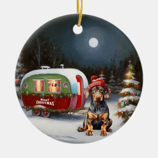 Winter Doberman Caravan Weihnachtsabenteuer Keramik Ornament (Vorne)