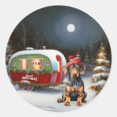 Winter-Dobermann-Karawanen-Weihnachtsabenteuer Runder Aufkleber (Vorderseite)