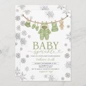 Winter Dusty Green Sprinkle Snowflakes Baby Shower Einladung (Vorne/Hinten)