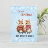 Winter-Eichhörnchenfamilie mit Skarabäen Feiertagskarte (Stehend Vorderseite)