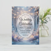 Winter Florals in Mattierten Pines Hochzeit Einladung (Stehend Vorderseite)