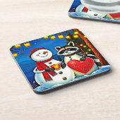 Winter Freunde: Schneemann & Waschbär Joy Design Getränkeuntersetzer (Linke Seite)