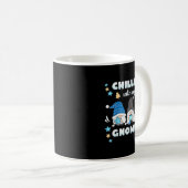 Winter, Funny Nordic Christmas Gnomes Kaffeetasse (VorderseiteRechts)