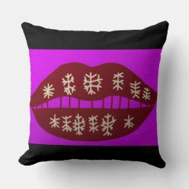 Winter Holiday Smile Throw Pillow Kissen