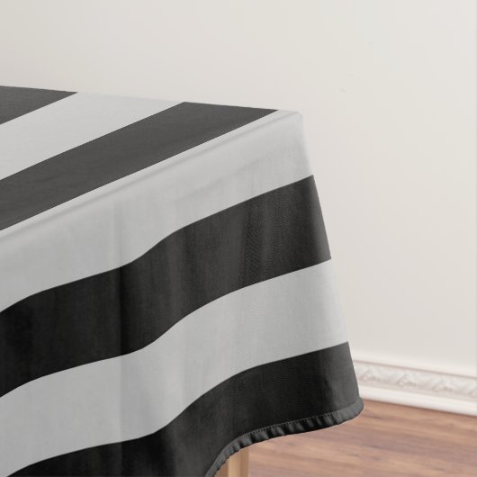 Winter in Neuengland Weihnachten Schwarze Streifen Tischdecke (Beispiel)