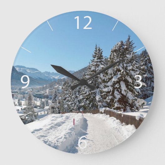 Winter in St. Moritz Große Wanduhr (Vorderseite)