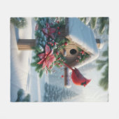 Winter Kardinal auf einem festlichen Geburtshaus Fleecedecke (Vorderseite (Horizontal))