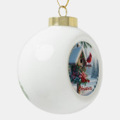 Winter Kardinal auf einem festlichen Geburtshaus Keramik Kugel-Ornament (Links)