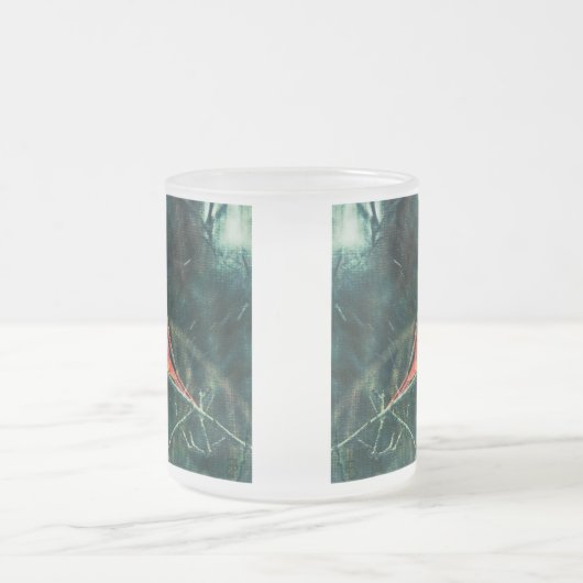 Winter Kardinal in Snowstorm Mattierte Tasse verbe (Mittel)