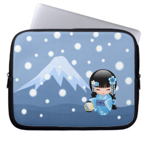 Winter Kokeshi Doll - Blaues Geisha-Mädchen Laptopschutzhülle