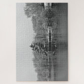 Winter Lake Serene Szene Schwarz, Weiße Fotografie Puzzle (Vertikal)