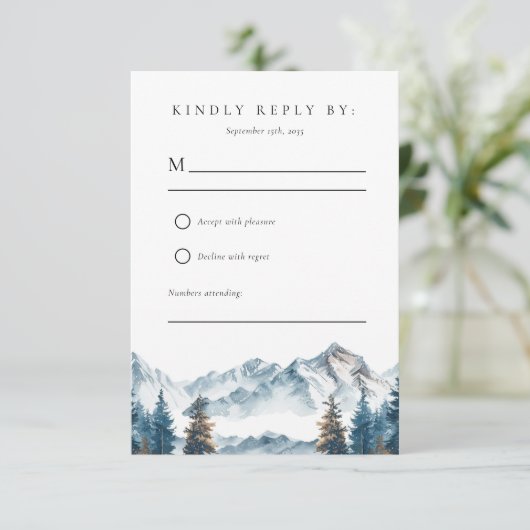 Winter Mountains Pine Tree Hochzeit RSVP (Stehend Vorderseite)