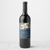 Winter Navy Blue Elegante Script Hochzeit Weinetikett (Vorderseite)