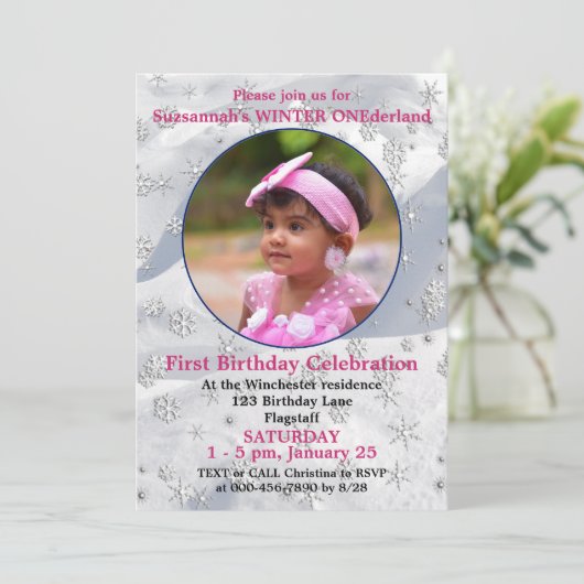 Winter ONEderland 1stt Birthday Snowflake Template Einladung (Stehend Vorderseite)