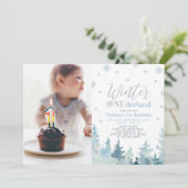 Winter Onederland Blue Boy 1. Geburtstag Foto Einladung (Stehend Vorderseite)