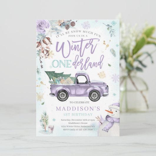 Winter ONEderland Lila Winter Truck Snowman Einladung (Stehend Vorderseite)