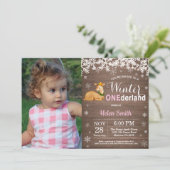 Winter Onederland Rustic Deer Girl 1. Geburtstag Einladung (Stehend Vorderseite)