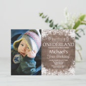 Winter Onederland Rustikales 1. Geburtstag Foto Einladung (Stehend Vorderseite)