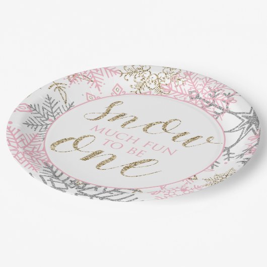 Winter-Onederland-Schnee macht Spaß, ein Teller zu (Schrägansicht)