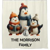 Winter Penguin Family with Snowman Duschvorhang (Vorderseite)