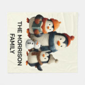 Winter Penguin Family with Snowman Fleecedecke (Vorderseite (Horizontal))