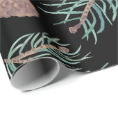 Winter Pine & Berries Botanisches Muster Geschenkpapier (Rolleneckpunkt)