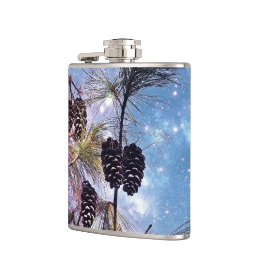 Winter Pine Cones unter einem Sternenhimmel Flachmann (Links)