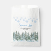 Winter Pine Snow in Love Snowflakes Bridal Shower Geschenktütchen (Vorderseite)