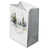 Winter Pine Tree Snow Landschaft Wasserfarbene Hoc Mittlere Geschenktüte (Rückseite Schrägansicht)