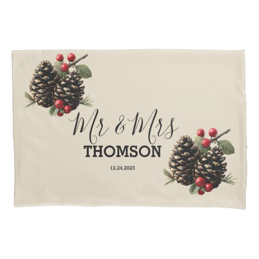 Winter Pinecones & Berries Family Throw Pillow Kissenbezug (Vorderseite)