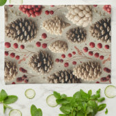 Winter Pinecones und Rote Berries Geschirrtuch (Gefaltet)