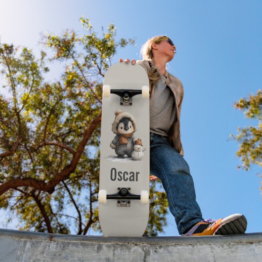 Winter-Pinguin mit Schneemann-Design Skateboard (Außen 1)
